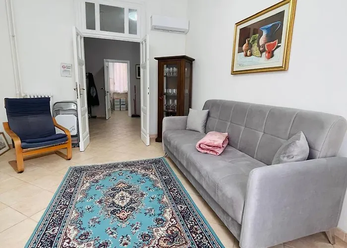 Maryhouse54 Turistico Apartment *